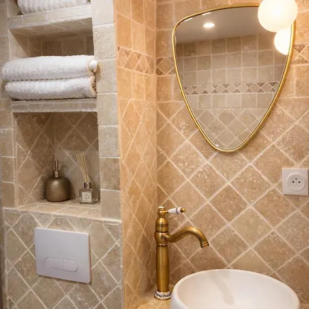 Apartment Quartier D'emily In *